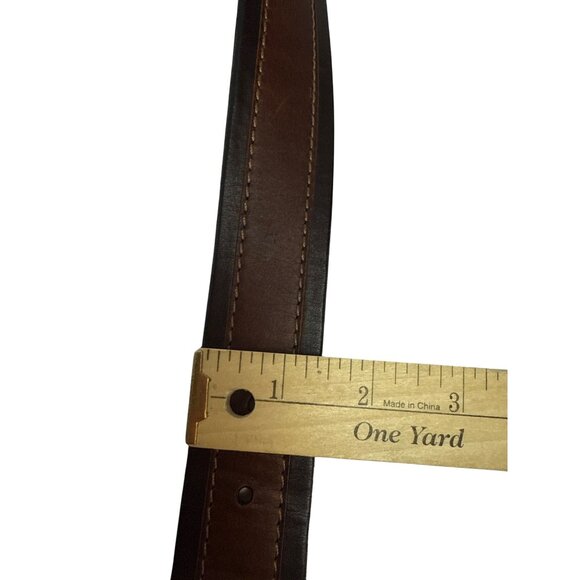 Duluth Trading Co Men's Brown Leather Belt Size 42 1.5" Wide Single Buckle - Picture 5 of 5